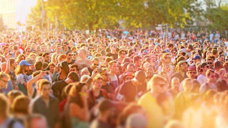 25 Ways to Stay Safer in Large Crowds
