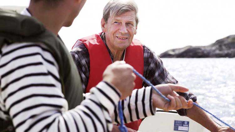 Essential Spring Boat Maintenance Tips