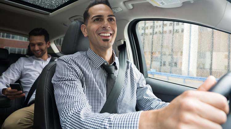 Benefits and Safety Tips for Uber and Lyft